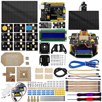 toàn bộ linh kiện của bộ kit bày trên nền trắng cạnh mô hình đã lắp